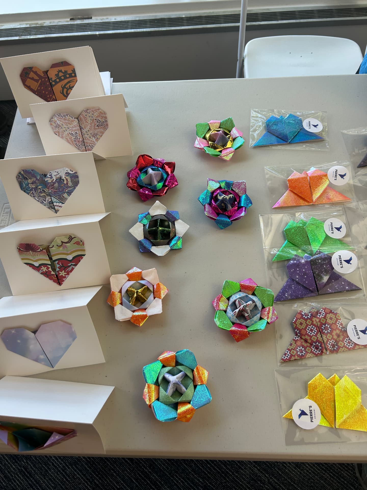 Pierre's colorful origami flowers and heart cards