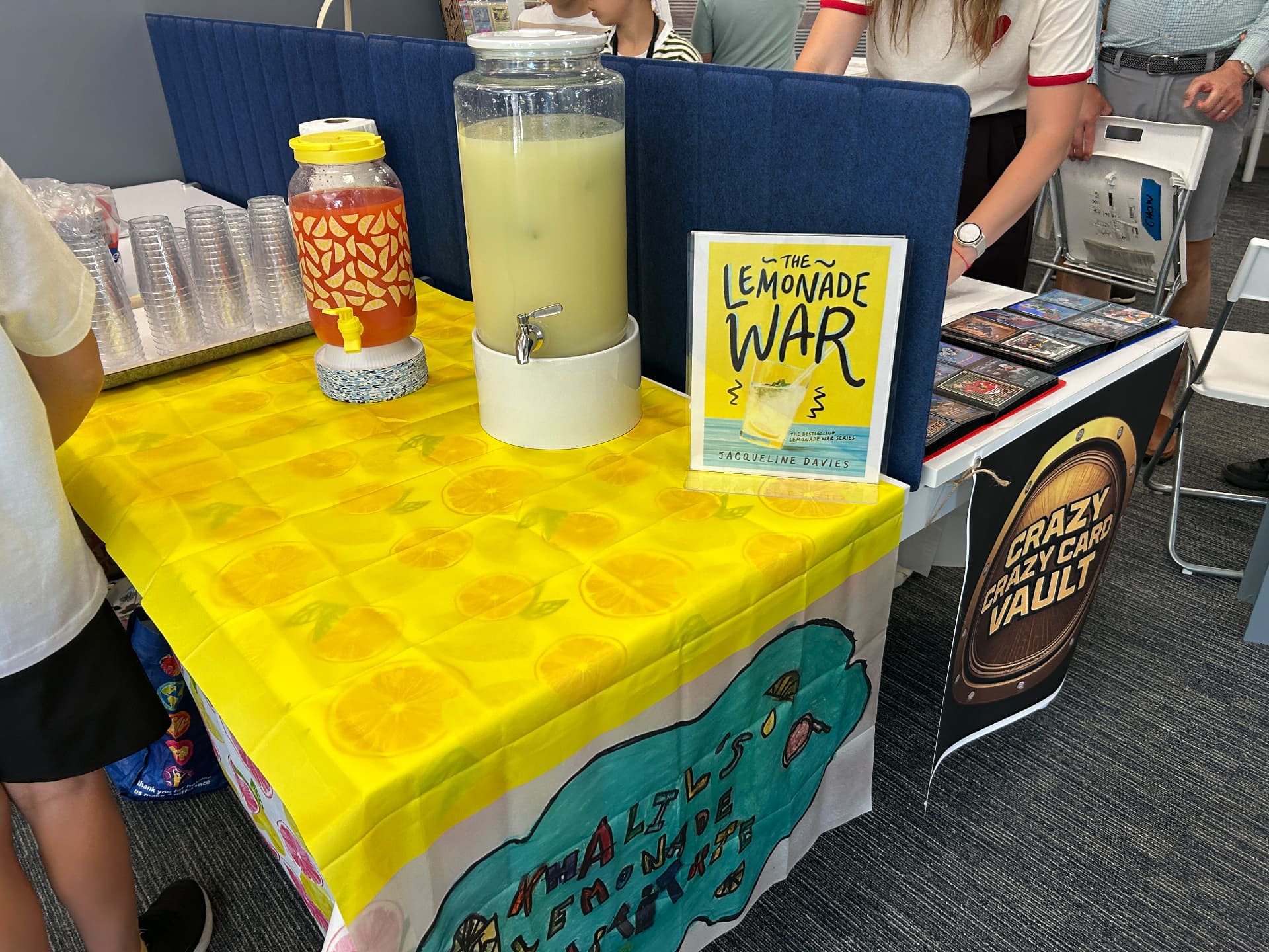 Khalil's lemonade and iced tea stand